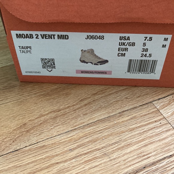 Merrell Moab 2 Vent Mid 7.5 womens - Picture 12 of 12